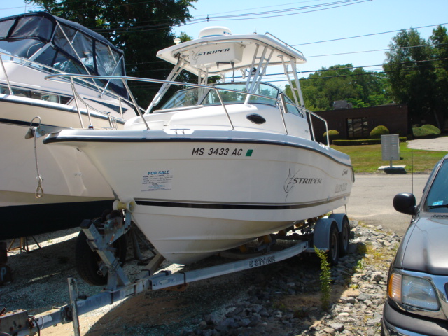 21' SeaSwirl 2101 Walk Around